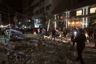 Israel dice que atacó al nuevo líder de Hamás en Gaza; palestinos reportan 3 muertos