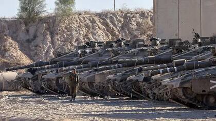 Israel se prepara para intensificar su ofensiva en Gaza.