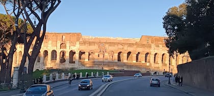 Italia deja de ser solo un destino turístico para convertirse en el punto de partida de un proceso que formaliza la historia familiar y proyecta derechos a futuro.