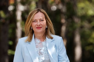 Italia: Meloni responde al Senado, Italia espera misión de la UE para Ormuz