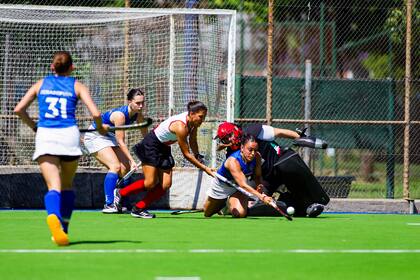 Italiano no pudo alcanzar la diferencia suficiente en el marcador en la victoria ante River, por el Metropolitano de hockey femenino