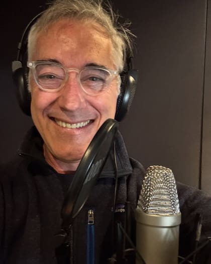 Iván Espeche es locutor Integral de Radio y Televisón recibido en ETER (Foto: Instagram/@ivánespechegil)