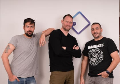 Iván Fardjoume, Emiliano Buitrago y Javier Cuello, de H+Trace