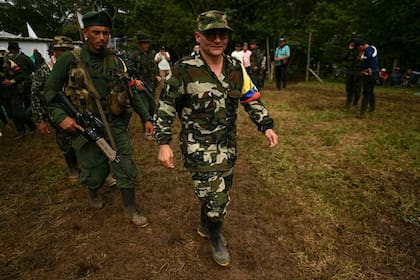 ‘Iván Mordisco’ comenzó su trayectoria criminal en 1995 dentro de las FARC y rechazó el proceso de paz en 2016