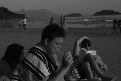 Ivan y su familia en la playa