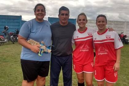 Ivana Valente, arquera del equipo de fútbol femenino de Independiente de Gualeguaychú