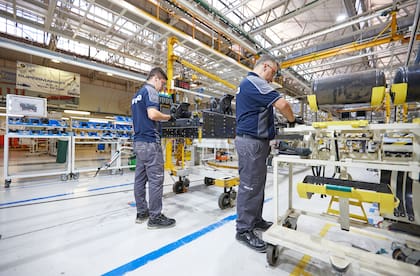 IVECO emplea un modo de producción basado en la economía circular y en su fabrica cuenta con un espacio destinado a la preservación del medio ambiente donde se reciclan y recuperan casi la totalidad de los desechos de la fábrica.