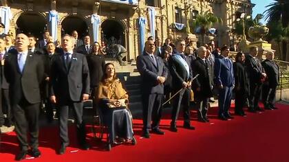 Izamiento de la Bandera