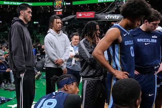 Ja Morant de los Grizzlies, fuera al menos dos semanas por distensión en la pantorrilla