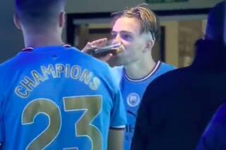 Julián Álvarez le hizo probar fernet a Grealish y su reacción fue delirante