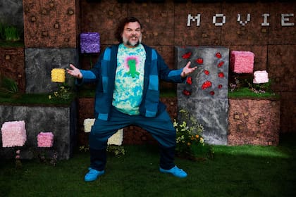 Jack Black hizo reir a todos con sus poses. Antes de aceptar ser el protagonista de The Minecraft Movie, el actor jugaba al videojuego con sus hijos. "Mis hijos lo estaban jugando y yo quería hablar su idioma", dijo quien interpreta a Steve; un hombre que se convierte en un experto Minecrafter tras ser absorbido por la dimensión del supramundo