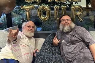 Jack Black suspendió la gira de su banda por un comentario de su compañero sobre el atentado contra Trump