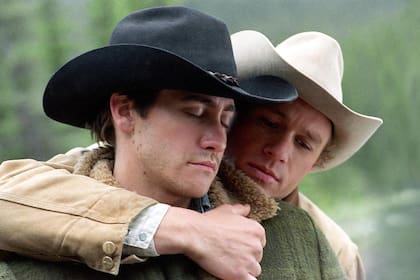 Jack Gyllenhaal y Heath Ledger como Jack y Ennis