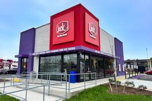 Jack in the Box implementa un plan de ajuste (Jack in the Box)