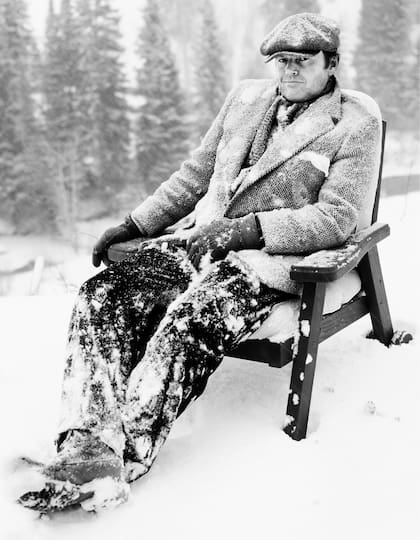 Jack Nicholson bajo nieve, en Aspen, Colorado (1981)