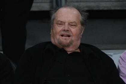 Jack Nicholson, triple ganador del Oscar, se encuentra retirado del mundo del cine, y su último film data de 2010