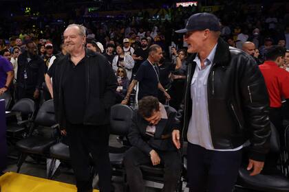 Jack Nicholson y Woody Harrelson disfrutaron desde la primera fila del sexto partido serie entre Los Angeles Lakers y Golden State Warriors