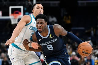 Jackson Jr. va de Memphis a Utah en intercambio por ocho jugadores, según AP