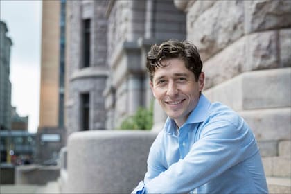 Jacob Frey, el alcalde de Minneapolis, responsabilizó al ICE por la muerte de la mujer