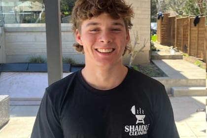 Jacob Shaidle emplea a otros jóvenes en su empresa