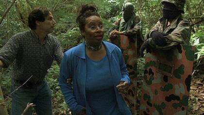 Jacqueline Jackson, esposa del reverendo y activista Jesse Jackson, fue una de las personalidades que se unió a las manifestaciones en la isla. En 2001 fue arrestada por entrar en los terrenos del ejército