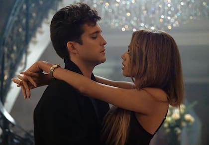 Jade Ewen y Diego Boneta encararán el papel de Mariah Carey y Luis Miguel en la tercera y última temporada de la serie
