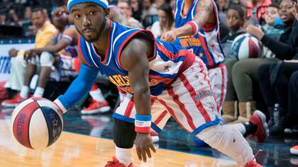 Jahmani Swanson, la figura de los Harlem Globetrotters de 1,35 mts