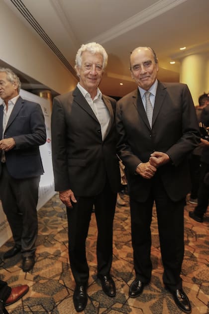Jaime Campos, de la Asociación Empresaria Argentina (AEA) y Guillermo Francos, ministro del Interior de la Nación