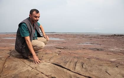 Jaime de Santa Oliveira, uno de los arqueólogos que investiga los petroglifos, aseguró que datarían de 2000 años atrás