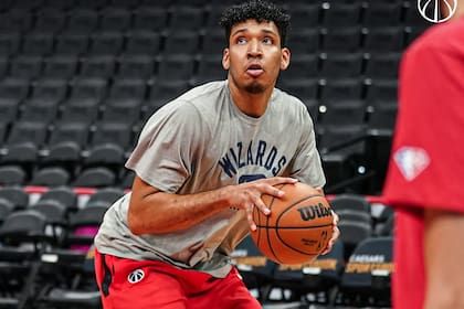 Jaime Echenique se convirtió en el primer Colombiano en jugar en la NBA, lo hizo para los Wizards.