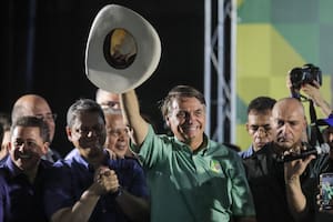 Bolsonaro achica ventajas y abre un escenario incierto para el ballottage en Brasil