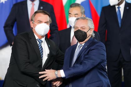 Jair Bolsonaro y Alberto Fernández en el G-20, en Roma