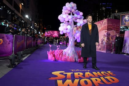 Jake Gyllenhaal, en la alfombra púrpura de Un mundo extraño
