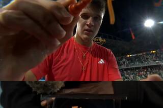 El sacador letal que le dio la mano a Messi antes de jugar, sorprendió a todos y definirá en Miami contra su ídolo