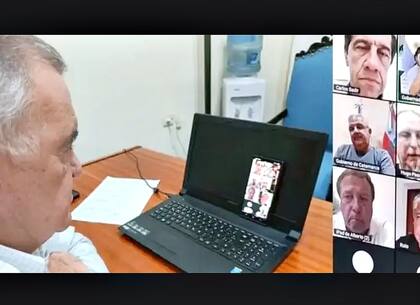 Jaldo en el Zoom que mantuvo el lunes con otros gobernadores