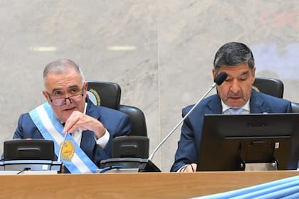 Jaldo en la apertura de las sesiones de la Legislatura tucumana