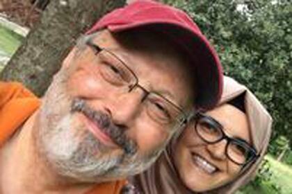 Jamal Khashoggi y su novia turca Hatice Cengiz se iban a casar