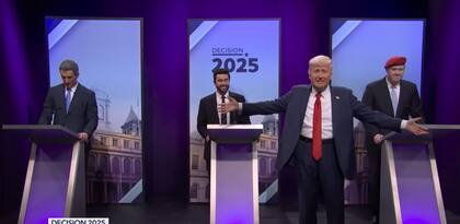 James Austin Johnson apareció caracterizado como el presidente Donald Trump e hizo alusión a su presencia en los comicios de la Gran Manzana