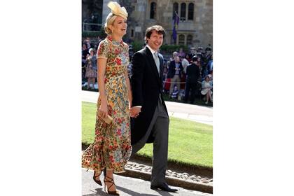 James Blunt junto a su mujer, listos para la boda real