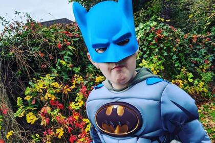 James Campbell se acercó al set de filmación de The Batman para hacerle llegar un dibujo suyo al actor Robert Pattinson, pero no lo dejaron entregarlo por la pandemia de coronavirus