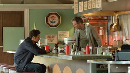 James Franco y Chris Cooper son Jake Epping y su amigo Al