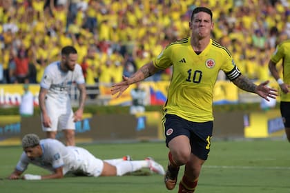 James Rodriguez celebra su gol ante Uruguay