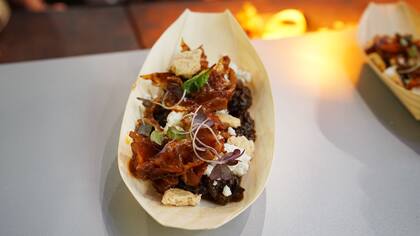 Jamón de pato con ricota de Búfala y chutney de hongos, de Elena