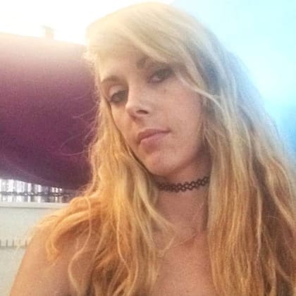 Jana Bezuidenhout es la hijastra de Errol Musk y hermanastra del magnate de Tesla, Elon Musk