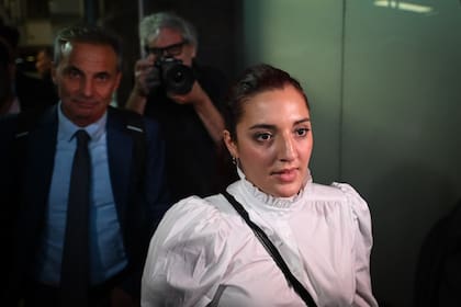 Jana Maradona prefirió no estar presente cuando se dio detalles de la autopsia