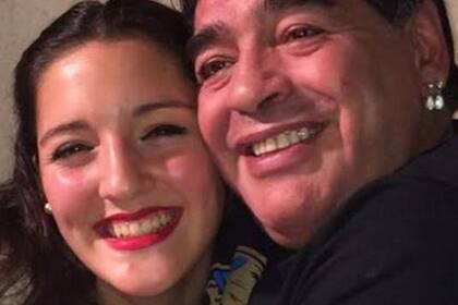 Jana y su padre, en feliz convivencia