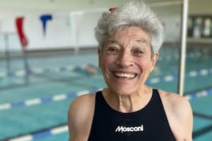 La nadadora de 95 años que batió decenas de récords y sigue sumando más