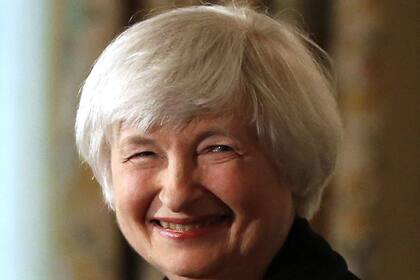 Janet Yellen, de 67 años, sucederá a Bernanke