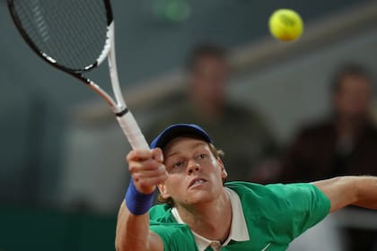 Jannik Sinner está intratable en el Abierto de Francia; será el obstáculo más alto para Djokovic en París.