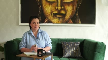 Jannin Farias es una astróloga y tarotista venezolana que actualmente radica en Miami